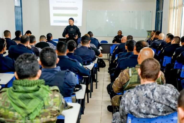 Últimas Notícias 10 Policiais militares participam de treinamento para reforçar protocolo de ações em ocorrências nas escolas