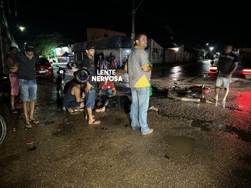 URGENTE - Motoboy fica gravemente ferido em acidente na zona leste