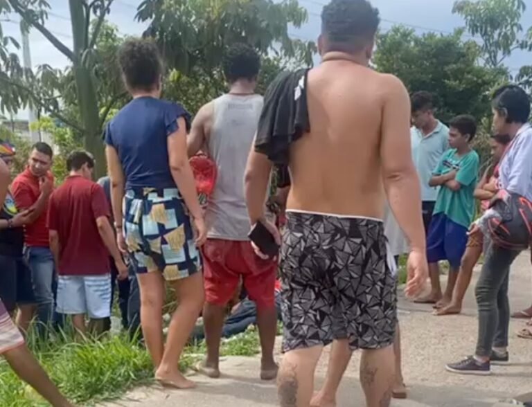 Últimas Notícias 1 Homem com bebê recém-nascido no colo é executado em Manaus – VÍDEO