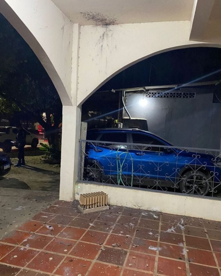 Jogadores do Ji-Paraná Futebol Clube sofrem atentado terrorista na madrugada deste domingo, em Ji-Paraná