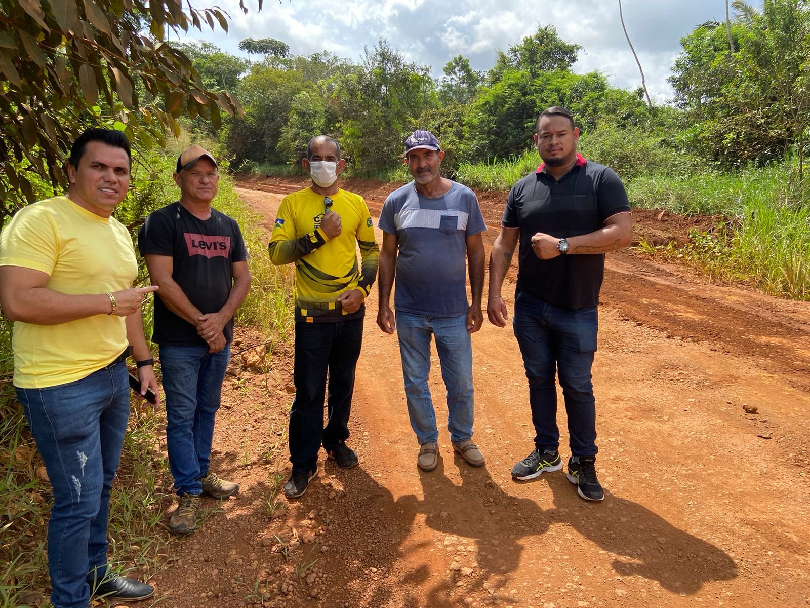 Estradas rurais recebem melhorias a pedido do vereador Edimilson Dourado
