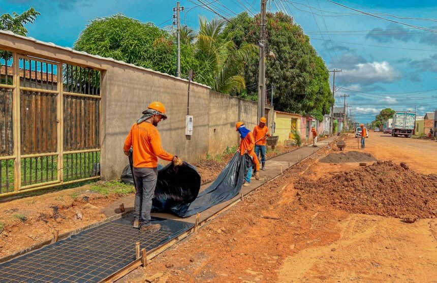 Obras no bairro Igarapé avançam com mais de 70% de conclusão