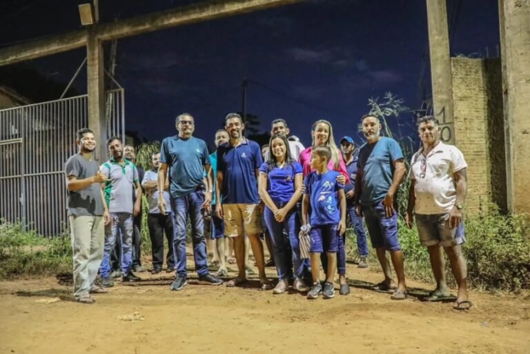 Vereador Dr Macário solicita patrolamento a asfaltamento da Rua União no bairro São Francisco