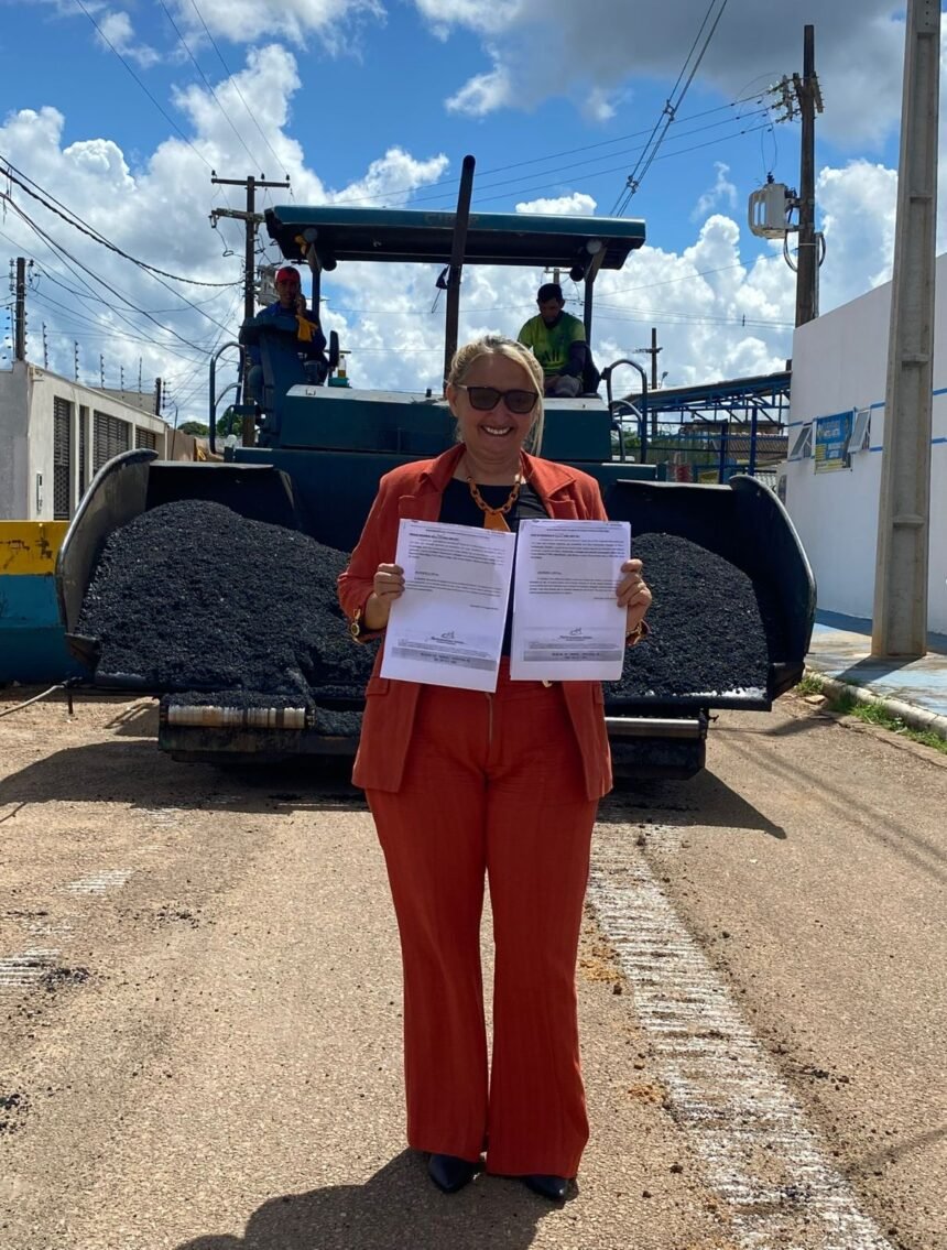 Semob realiza tapa buracos atendendo pedido da vereadora Márcia Socorristas Animais