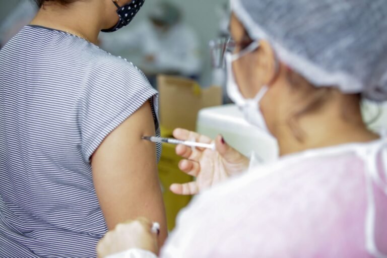 Agevisa inicia campanha “Vacina na Escola” em parceria com as secretarias de Educação e Saúde, em Porto Velho