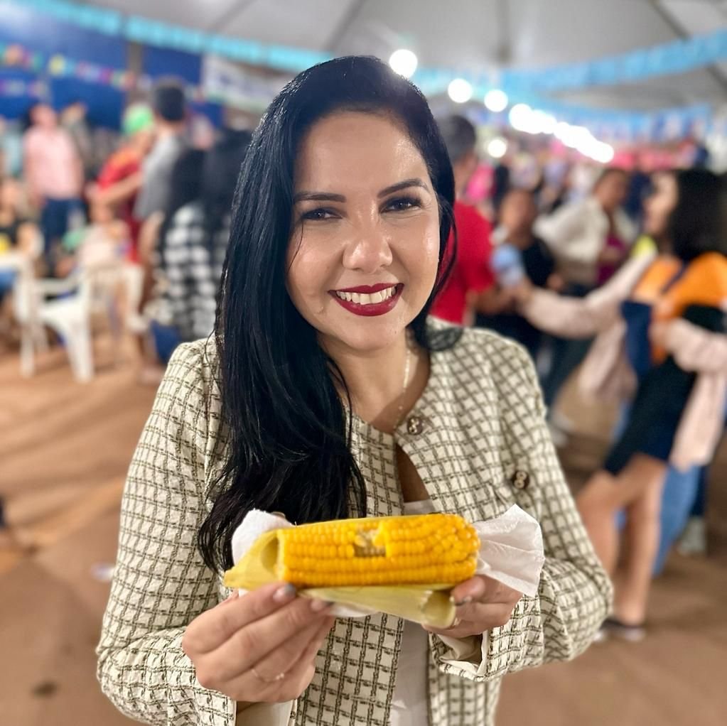 Celebrando as tradições e a valorização da cultura, Cristiane Lopes participa do 42º aniversário de Espigão d´Oeste – RO