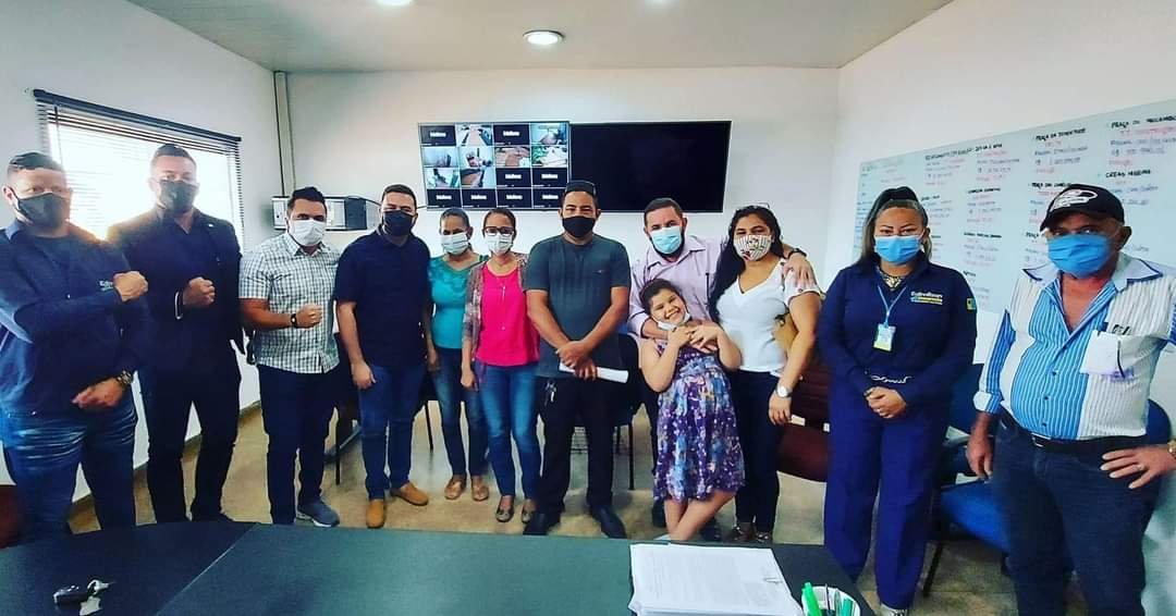 Vereador Edimilson Dourado cobra agilidade ao DER nas obras do Tchau Poeira em bairros na zona sul