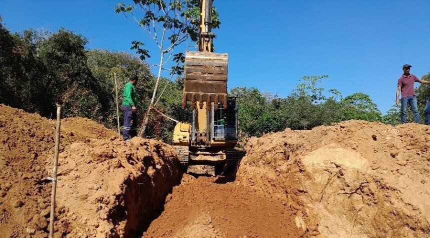 Estrada dos Periquitos recebe manutenção e recuperação