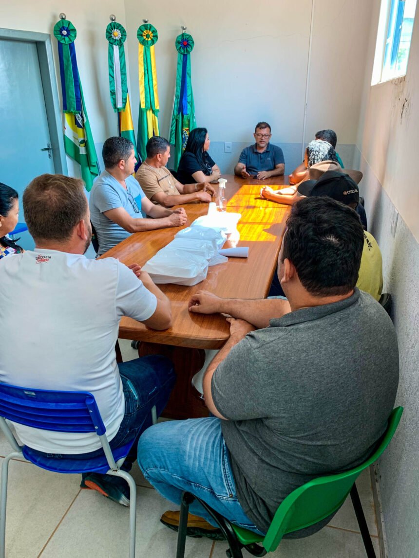 Cristiane Lopes visita associações rurais na zona rural em Jaru e Governador Jorge Teixeira