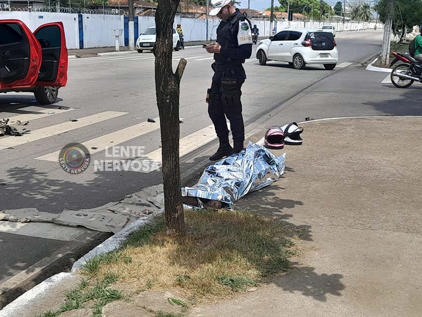 Motociclista morre ao atingir traseira de pick-up no centro de Porto Velho 3 Motociclista morre ao atingir traseira de pick-up no centro de Porto Velho