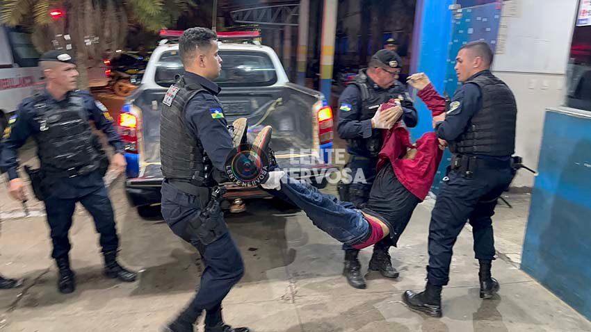 Assaltante morre ao trocar tiros com Força Tática após roubo em residência de empresários - VÍDEO