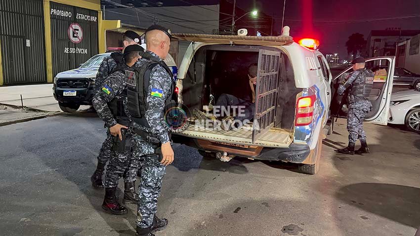 Assaltante morre ao trocar tiros com Força Tática após roubo em residência de empresários - VÍDEO