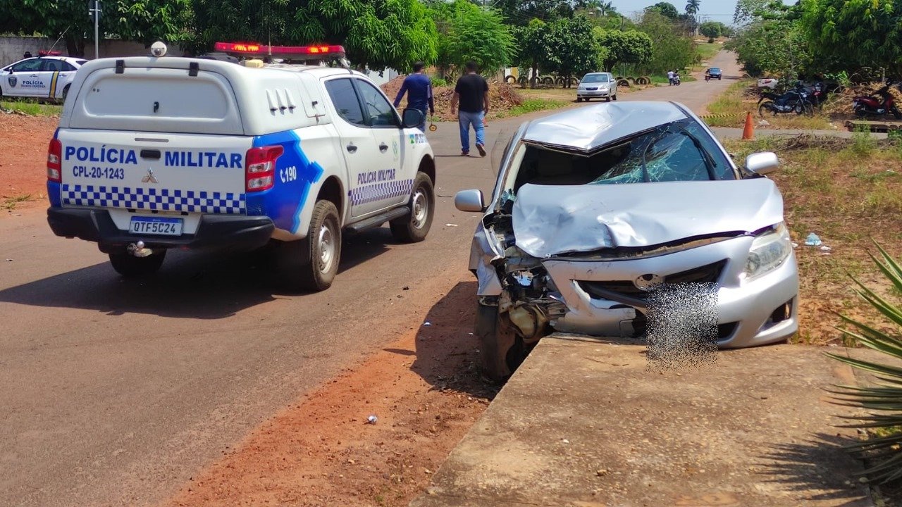 Motociclista morre após grave acidente em cruzamento no interior de RO