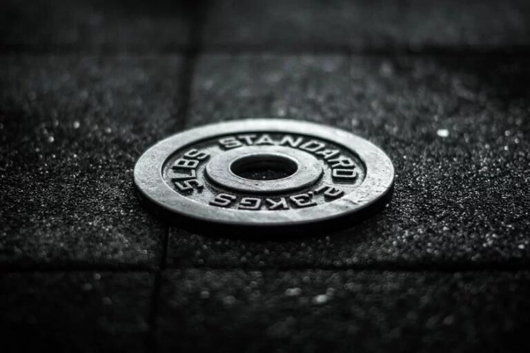 Últimas Notícias 7 Personal passa por cirurgia para retirar anilha de musculação do pênis