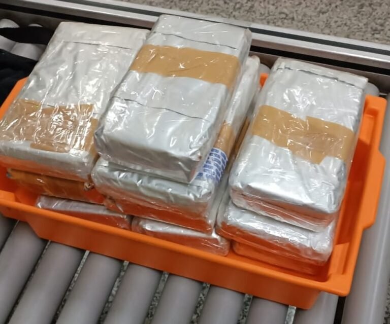 Homem é flagrado com mais de 10 quilos de drogas no aeroporto de Porto Velho