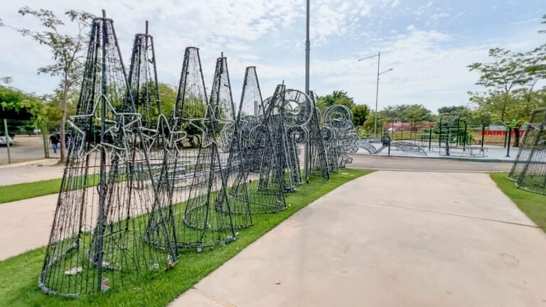 Prefeito Hildon Chaves acompanha montagem da decoração natalina no Parque da Cidade