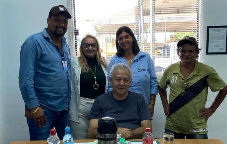 Vereadora Márcia Socorristas Animais busca melhorias aos moradores da Linha Transpurus 1 Vereadora Márcia Socorristas Animais busca melhorias aos moradores da Linha Transpurus