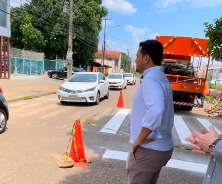 Semtran revitaliza faixas de pedestres a pedido do vereador Dr. Gilber