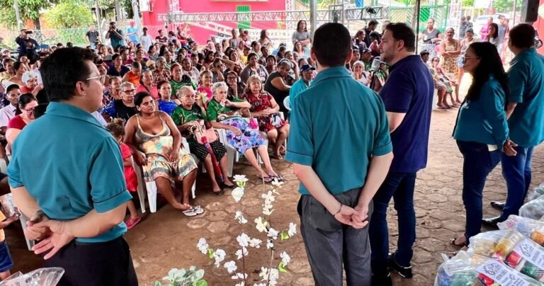Deputado Alex Redano acompanha entrega de cestas básicas em Porto Velho