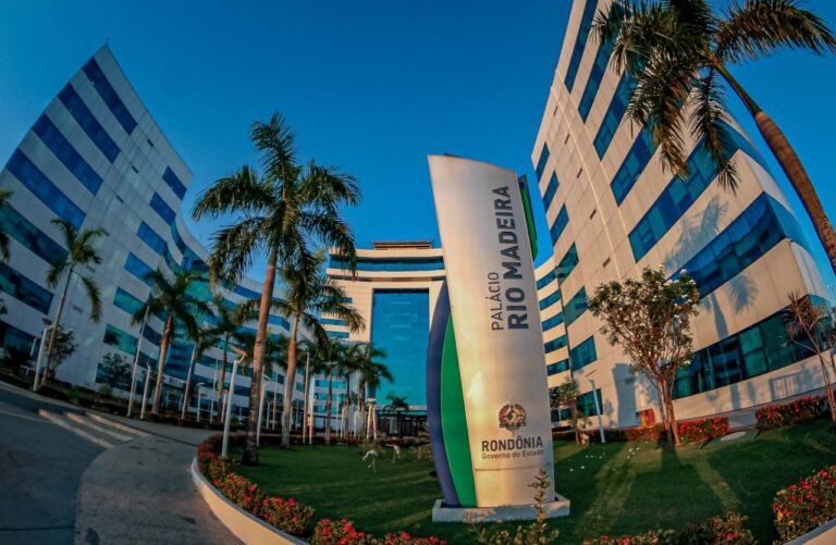 Governo de Rondônia sanciona leis que garantem reajuste salarial da Segurança Pública