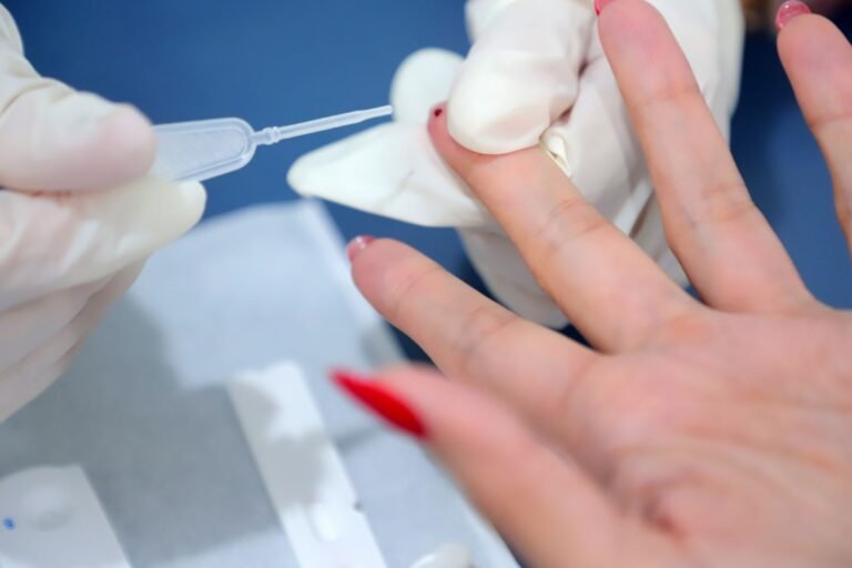 Medicamentos que previnem o HIV estão disponíveis na rede pública municipal