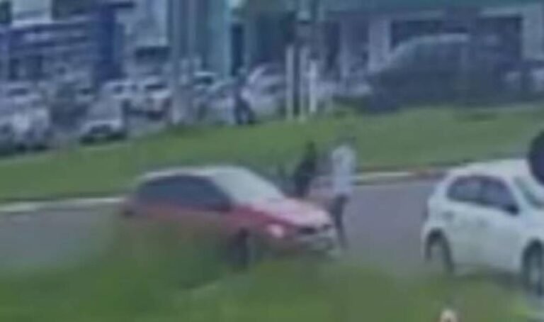 NOCAUTEADO – Motorista é agredido após incidente de trânsito