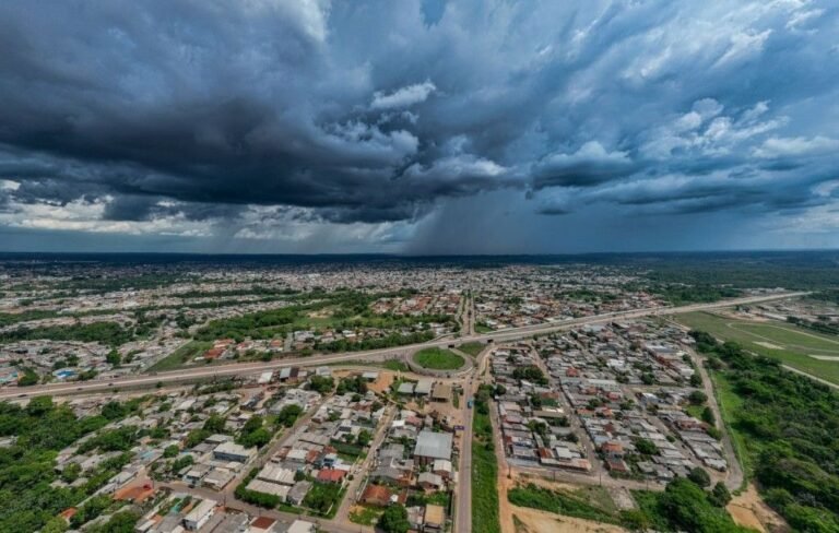 Sexta-feira (08) com condições de chuva e mormaço em Rondônia