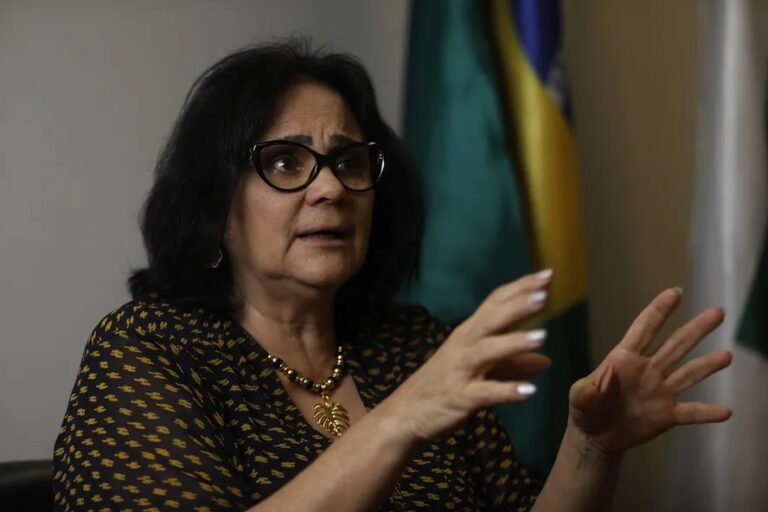 Senadora Damares é internada e cancela evento em Porto Velho