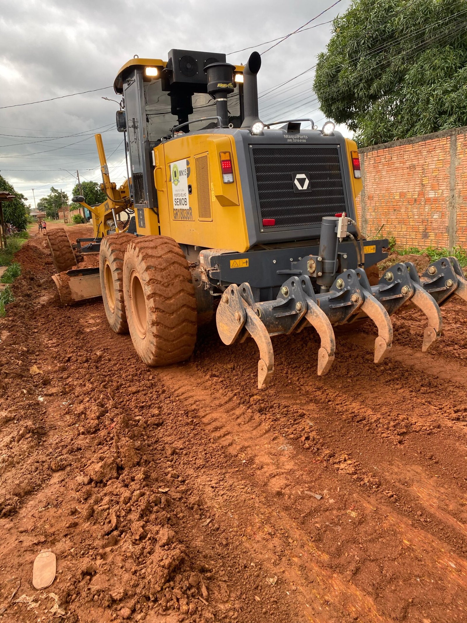 Vereador Edimilson Dourado conquista serviços para o Bairro Castanheiras e melhora a vida dos moradores