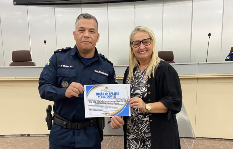 Vereadora Márcia Socorristas Animais concede Título de Cidadão Honorário a Tenente Coronel da PMRO