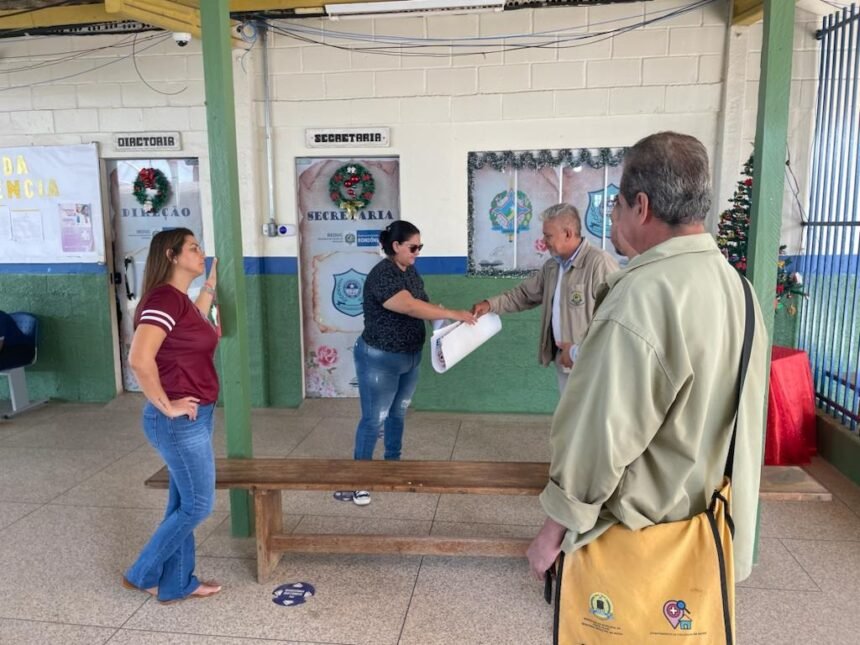 Semusa realiza educação em saúde sobre cuidados de combate à dengue