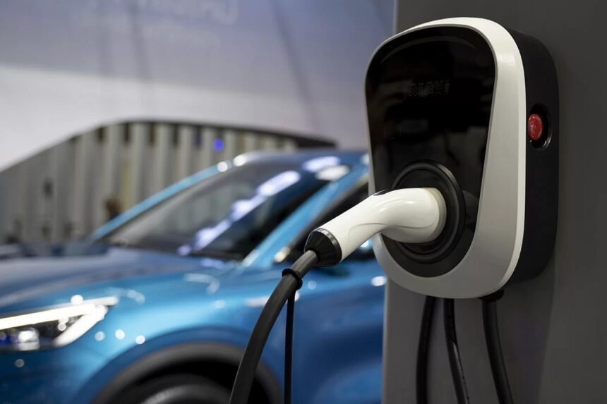 Governo retoma imposto para carros elétricos em 1º janeiro de 2024