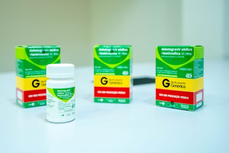 Últimas Notícias 4 Medicamentos de tratamento ao HIV passam a ter opção em dose única e já são oferecidos pela Prefeitura