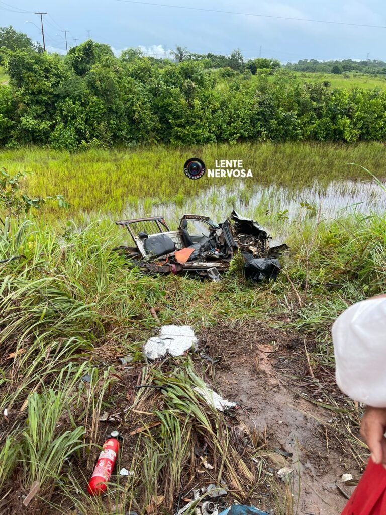 Acidente grave na BR-364 deixa motorista gravemente ferido