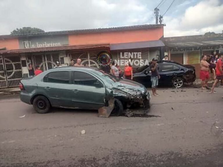 Últimas Notícias 4 CHAPADA – Motorista embriagada é presa após colidir em BMW estacionada