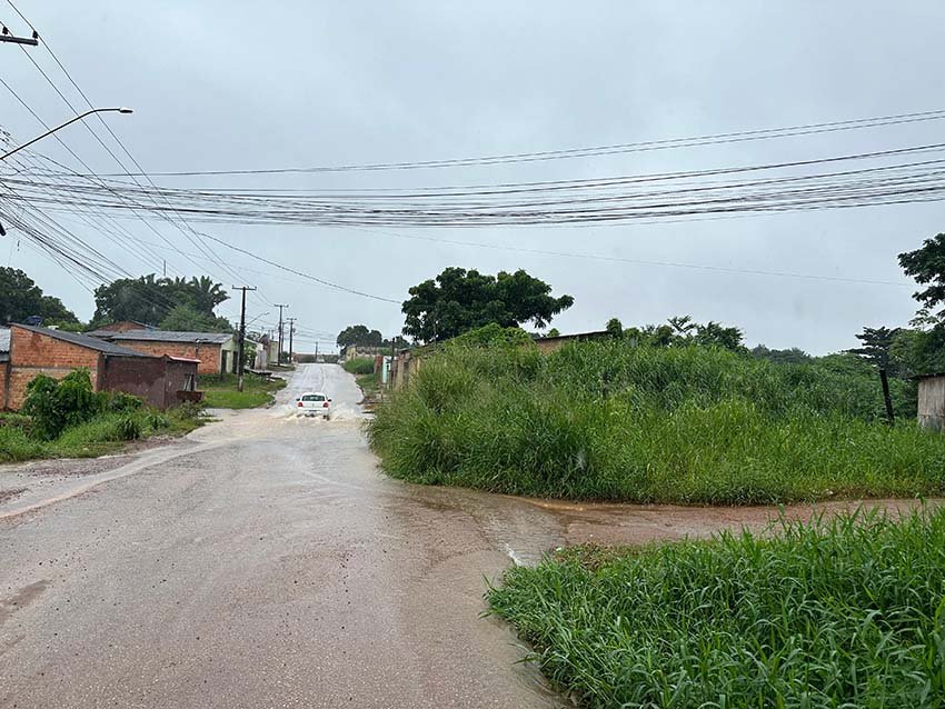 Vereador Edimilson Dourado solicitará limpeza de córrego na zona sul