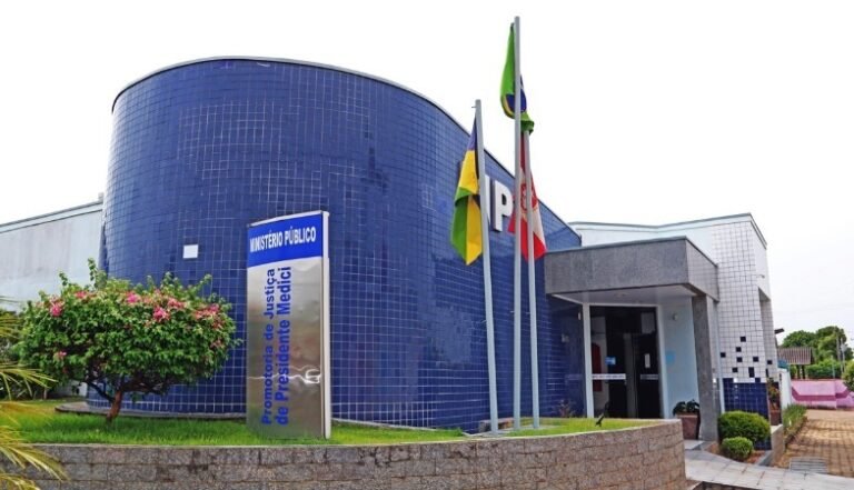 Últimas Notícias 8 Ex-prefeito é condenado por improbidade administrativa, em RO