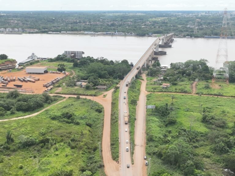 Últimas Notícias 4 BR-364 é totalmente liberada após negociação entre PRF e moradores