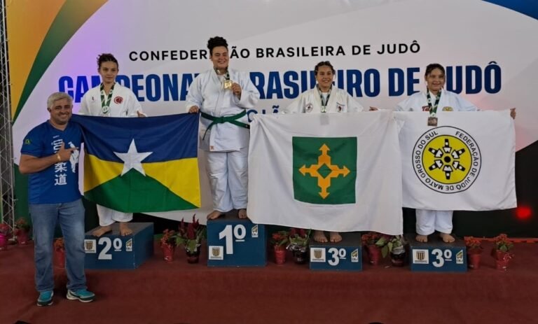 Delegação rondoniense de judô agradece apoio do deputado Laerte Gomes