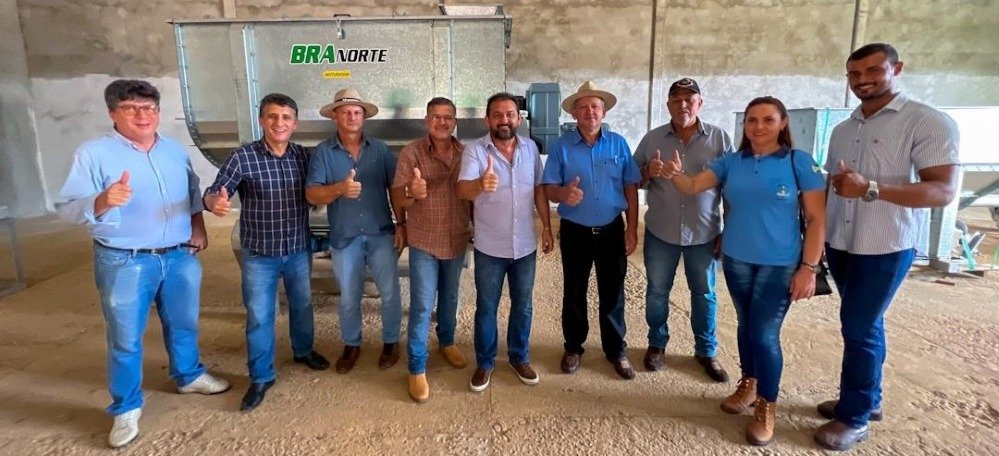 Deputado Laerte Gomes entrega fábrica de ração para Cooperativa de Castanheiras
