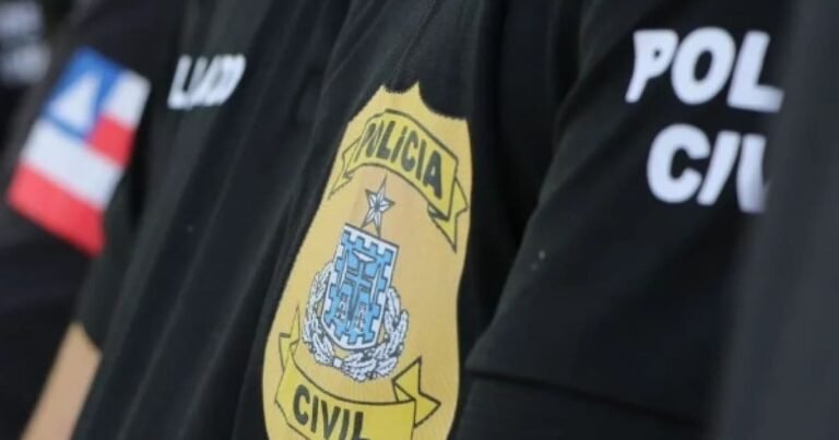 Filho mata e corta a mão da mãe para sacar dinheiro