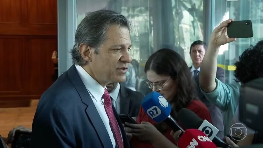 Para evitar paralisações, governo propõe a servidores aumentos em auxílio alimentação e benefícios 1 Para evitar paralisações, governo propõe a servidores aumentos em auxílio alimentação e benefícios