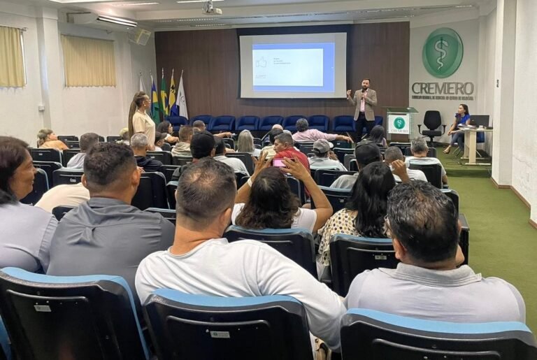 Agentes de Combate a Endemias participam de capacitação sobre assédio moral no ambiente de trabalho