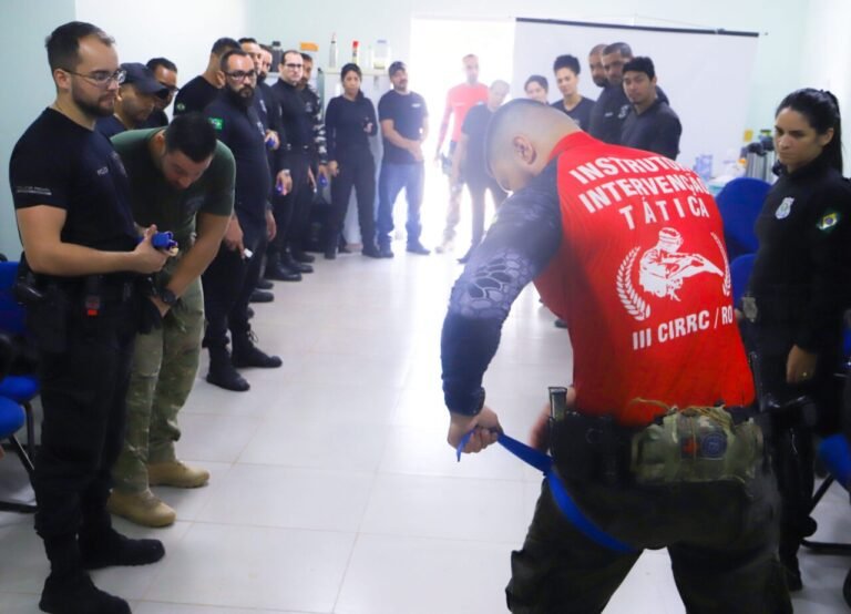 Governo de RO aplica cursos profissionalizantes a policiais penais e servidores, em Porto Velho