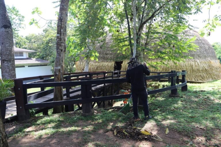 Memorial Rondon recebe manutenção por mão de obra reeducanda, em Porto Velho