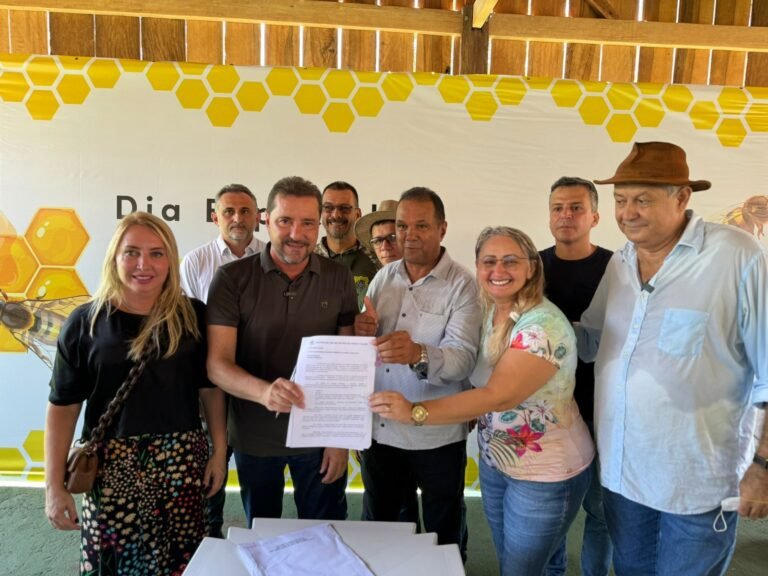 Últimas Notícias 6 Vereadora Márcia Socorristas participa de solenidade e destaca importância da apicultura em Porto Velho