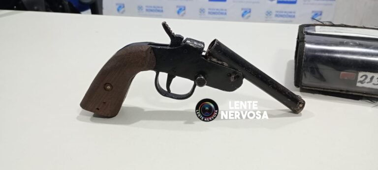 Polícia Militar prende suspeitos de roubo de celular em Porto Velho