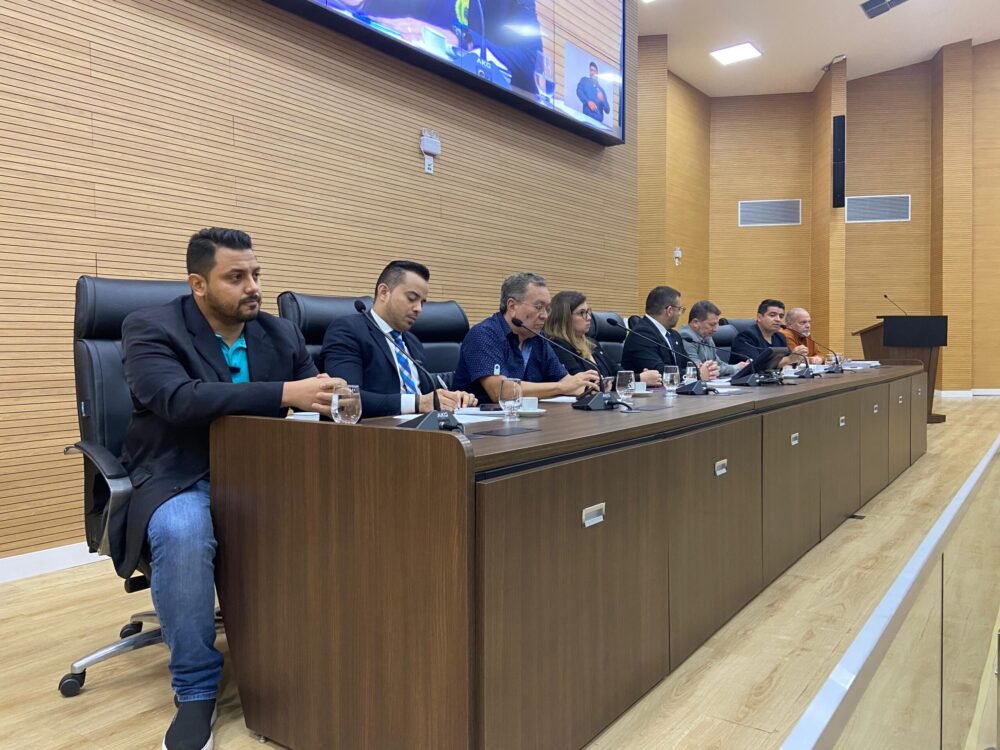 Vereador Dr. Gilber Defende os Direitos de Moradores da Vila São João em Audiência Pública na Assembleia Legislativa