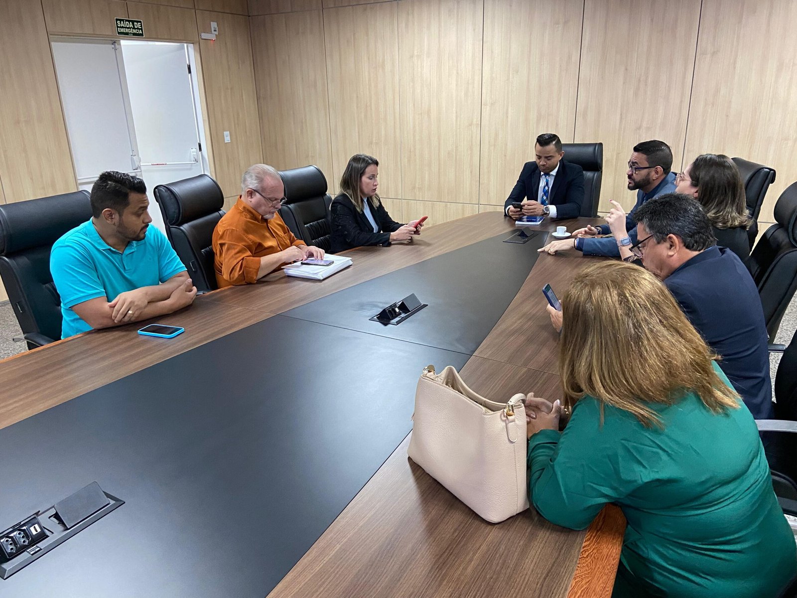 Vereador Dr. Gilber Defende os Direitos de Moradores da Vila São João em Audiência Pública na Assembleia Legislativa