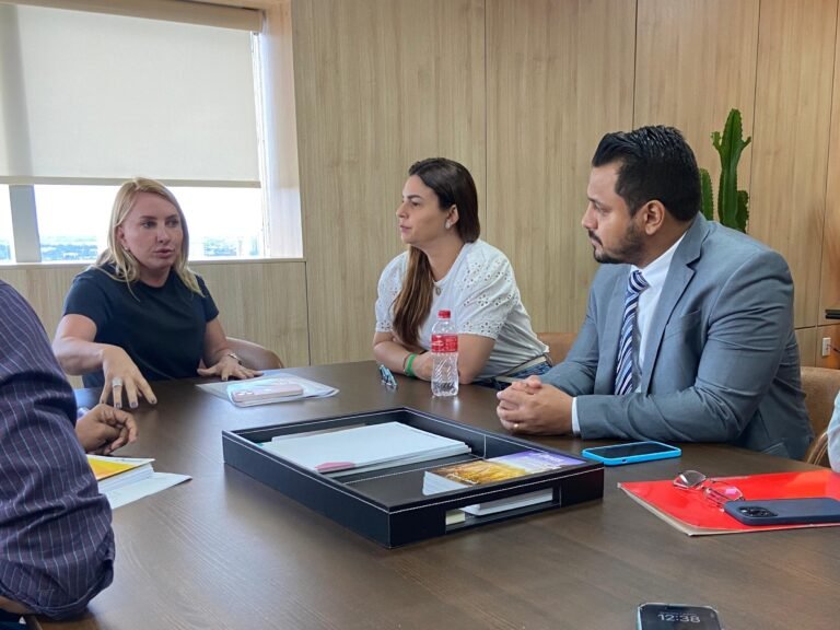 Últimas Notícias 1 Vereador Dr. Gilber debate desenvolvimento de Porto Velho com Mariana Carvalho e Ieda Chaves